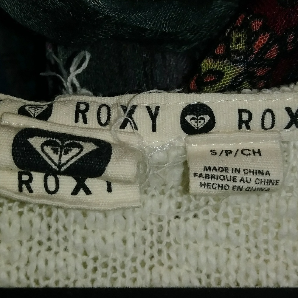 Roxy Sweater (Hoodie)
